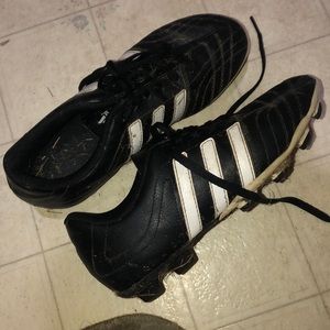 (Id clean them) adidas kids cleats